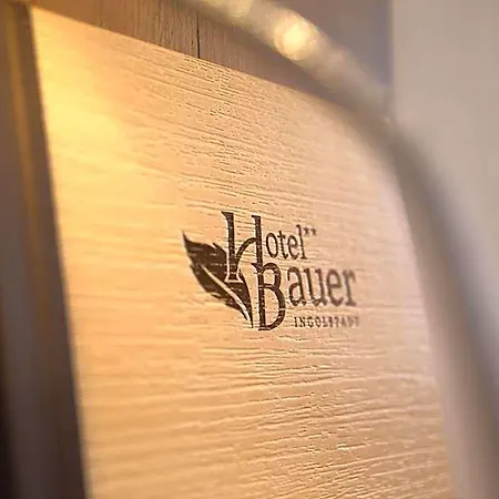 Hotell Bauer Garni 3*