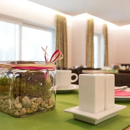 Hotel Bauer Garni 3*